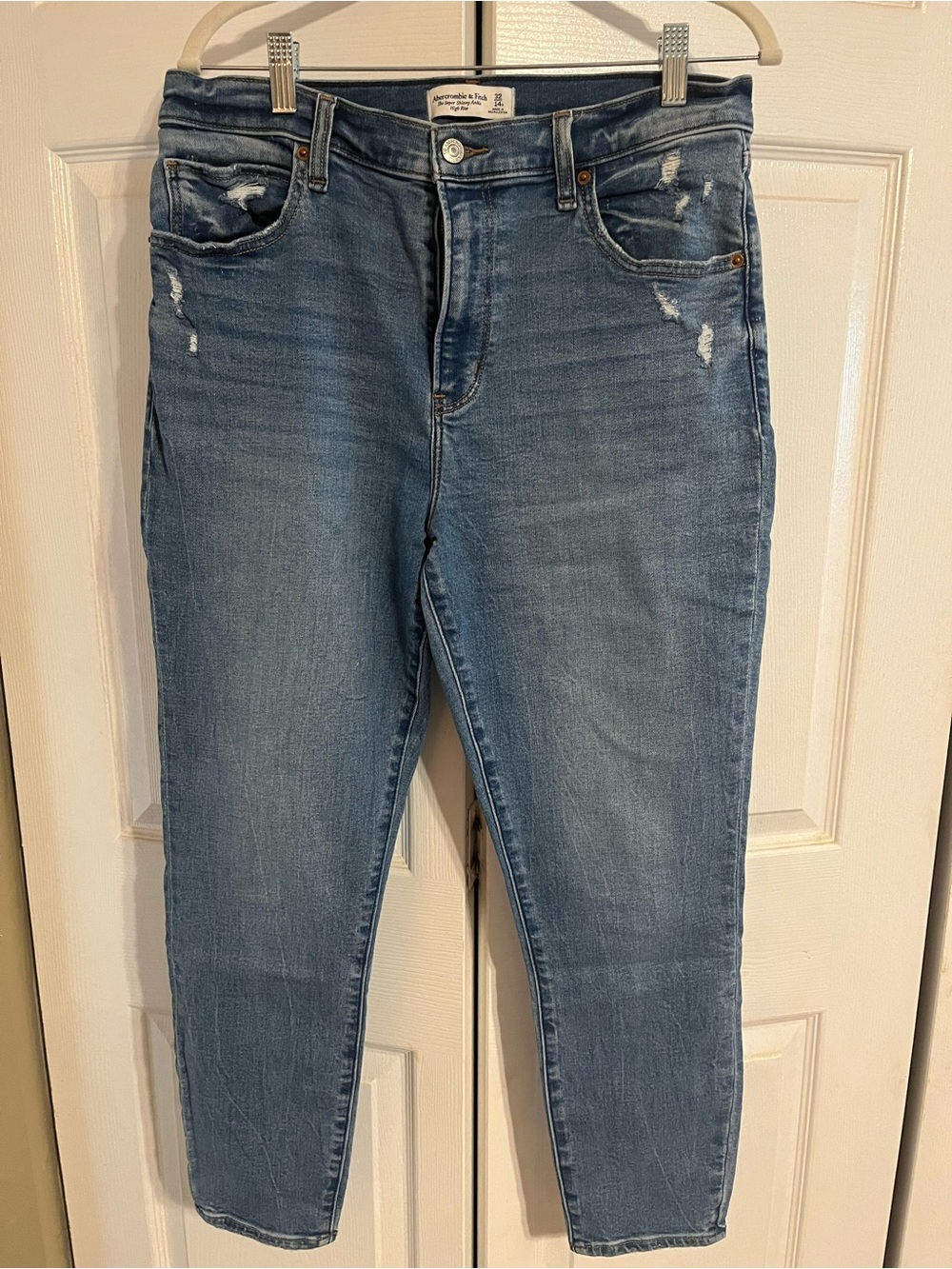 Abercrombie & Fitch Light Blue Distressed Skinny Jeans